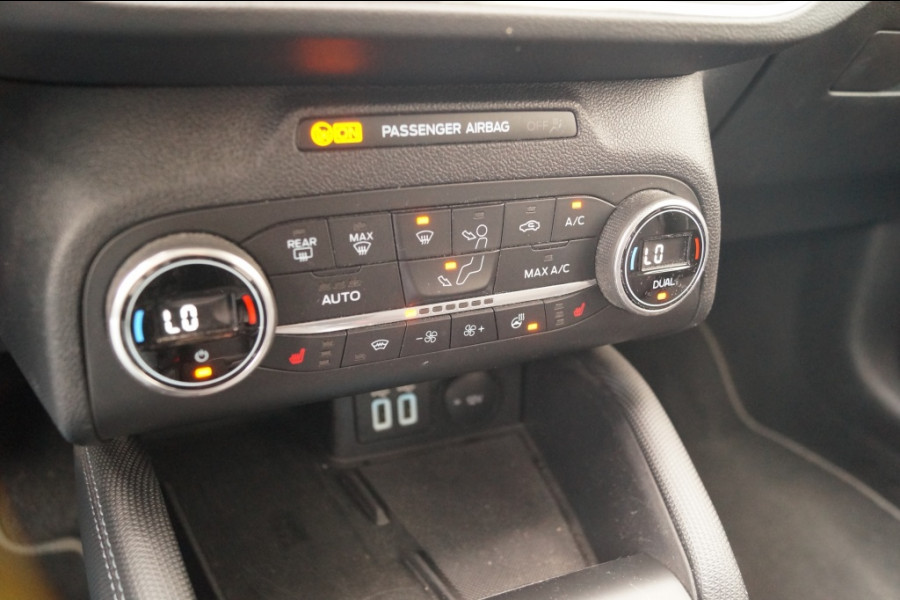 Ford Focus Wagon 1.5 EcoBlue 120pk Active X Business -PANO-ECC-PDC-