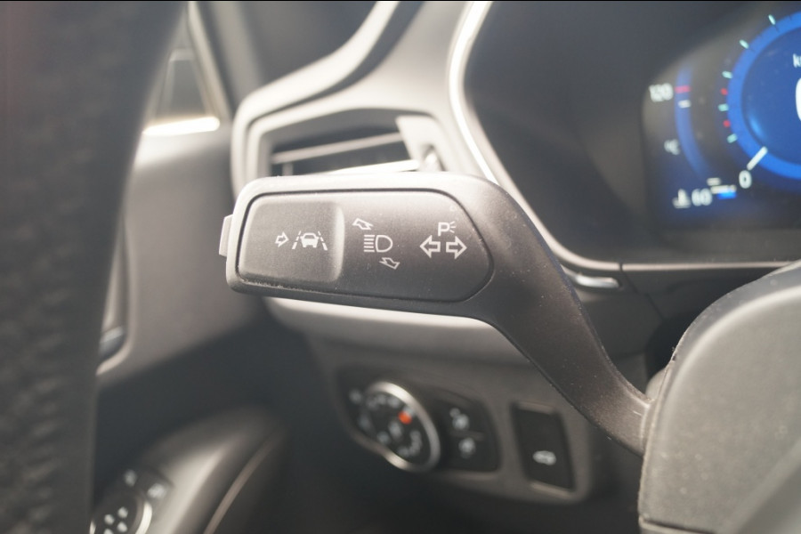 Ford Focus Wagon 1.5 EcoBlue 120pk Active X Business -PANO-ECC-PDC-