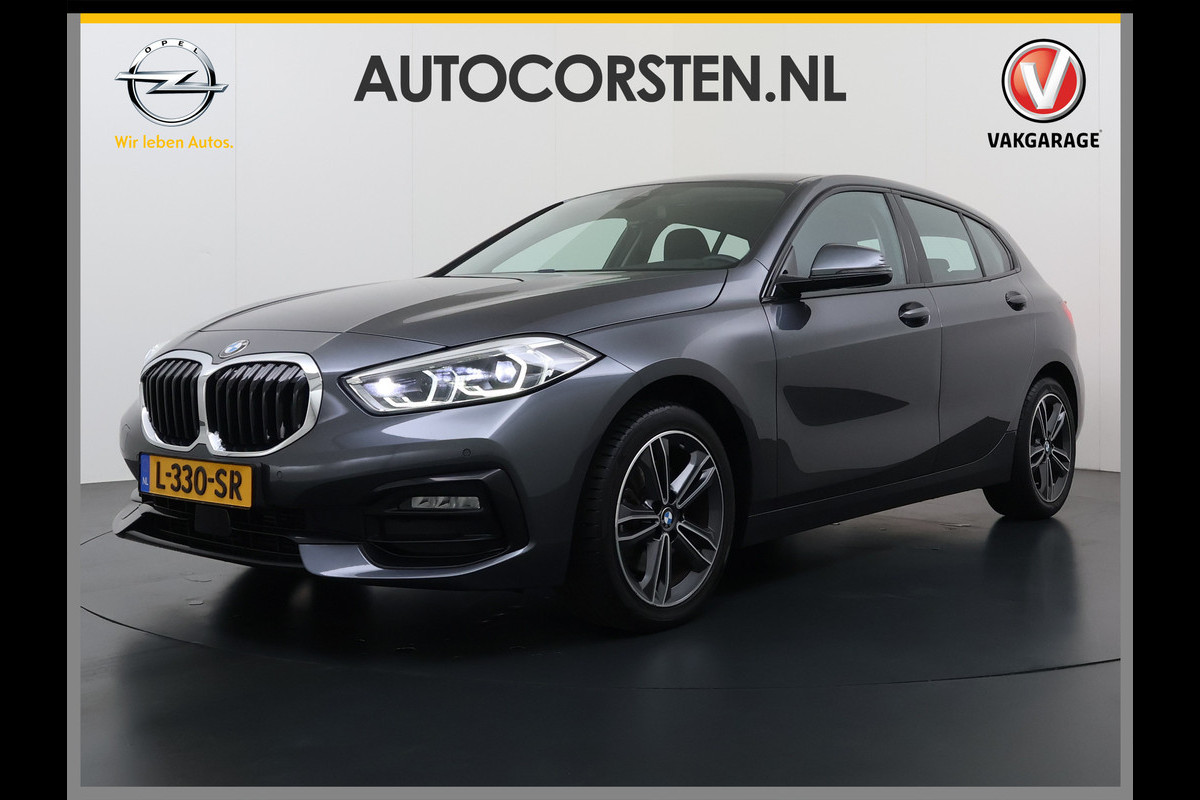 BMW 1-serie 118i AUT-7 Sport Line Apple Carplay Android Navi 1/2 Leer Live cockpit pro Shadow-line Stoelverwarming Ecc Cruise Control Pdc Bu Lmv 17" Led DAB Regen-Lichtsensor Verkeersbord detectie Rijstrooksensor Dealeronderhouden