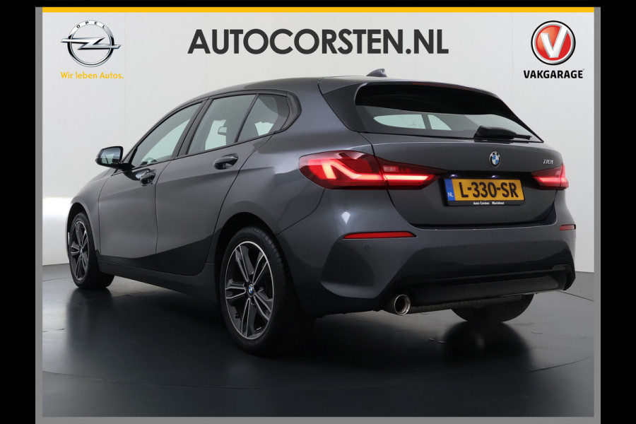 BMW 1-serie 118i AUT-7 Sport Line Apple Carplay Android Navi 1/2 Leer Live cockpit pro Shadow-line Stoelverwarming Ecc Cruise Control Pdc Bu Lmv 17" Led DAB Regen-Lichtsensor Verkeersbord detectie Rijstrooksensor Dealeronderhouden