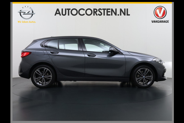 BMW 1-serie 118i AUT-7 Sport Line Apple Carplay Android Navi 1/2 Leer Live cockpit pro Shadow-line Stoelverwarming Ecc Cruise Control Pdc Bu Lmv 17" Led DAB Regen-Lichtsensor Verkeersbord detectie Rijstrooksensor Dealeronderhouden