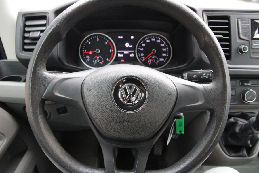 Volkswagen Crafter 35 2.0 TDI H2 DC / Pick up / open laadbak / 5 pers / Trekhaak