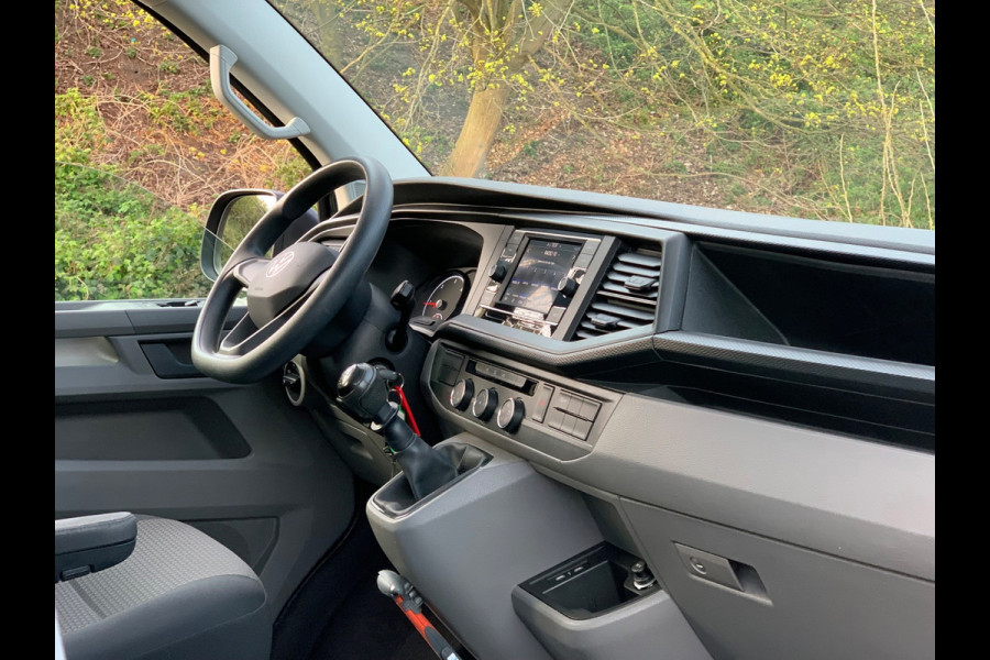 Volkswagen Transporter 2.0 TDI L2H1 30 DC DUBBELCABINE 2021 GARANTIE