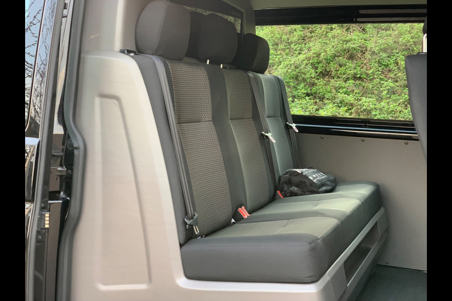 Volkswagen Transporter 2.0 TDI L2H1 30 DC DUBBELCABINE 2021 GARANTIE
