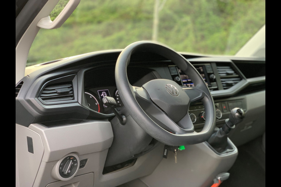 Volkswagen Transporter 2.0 TDI L2H1 30 DC DUBBELCABINE 2021 GARANTIE