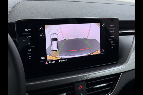 Škoda Kamiq 1.0TSI 1/2 Leder Elek.Stoel+Verwarmd Apple Camera Android Auto Navi Ecc Camera Cruise Control Pdc Business Edition Draadloze Tel.lader Lmv 16" Isofix Voorruitverwarming DAB Led 1e Eigenaar Origineel Nederlandse Auto