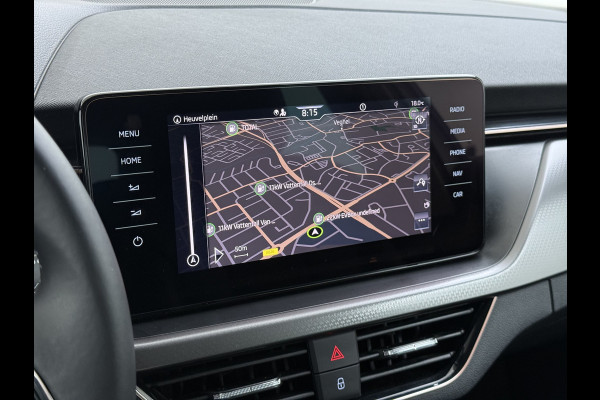 Škoda Kamiq 1.0TSI 1/2 Leder Elek.Stoel+Verwarmd Apple Camera Android Auto Navi Ecc Camera Cruise Control Pdc Business Edition Draadloze Tel.lader Lmv 16" Isofix Voorruitverwarming DAB Led 1e Eigenaar Origineel Nederlandse Auto