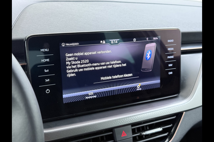 Škoda Kamiq 1.0TSI 1/2 Leder Elek.Stoel+Verwarmd Apple Camera Android Auto Navi Ecc Camera Cruise Control Pdc Business Edition Draadloze Tel.lader Lmv 16" Isofix Voorruitverwarming DAB Led 1e Eigenaar Origineel Nederlandse Auto