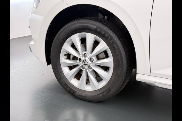 Škoda Kamiq 1.0TSI 1/2 Leder Elek.Stoel+Verwarmd Apple Camera Android Auto Navi Ecc Camera Cruise Control Pdc Business Edition Draadloze Tel.lader Lmv 16" Isofix Voorruitverwarming DAB Led 1e Eigenaar Origineel Nederlandse Auto