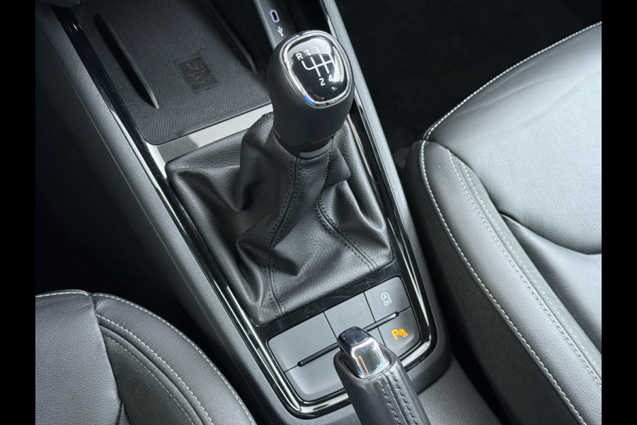 Škoda Kamiq 1.0TSI 1/2 Leder Elek.Stoel+Verwarmd Apple Camera Android Auto Navi Ecc Camera Cruise Control Pdc Business Edition Draadloze Tel.lader Lmv 16" Isofix Voorruitverwarming DAB Led 1e Eigenaar Origineel Nederlandse Auto