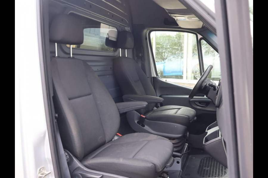 Mercedes-Benz Sprinter 316 2.2 CDI 163 PK AUT. L2H2 + WERKPL. INRICHTING | TREKHAAK 3500 KG! | STANDKACKEL | CARPLAY | CAMERA | STOELVERW. | LED