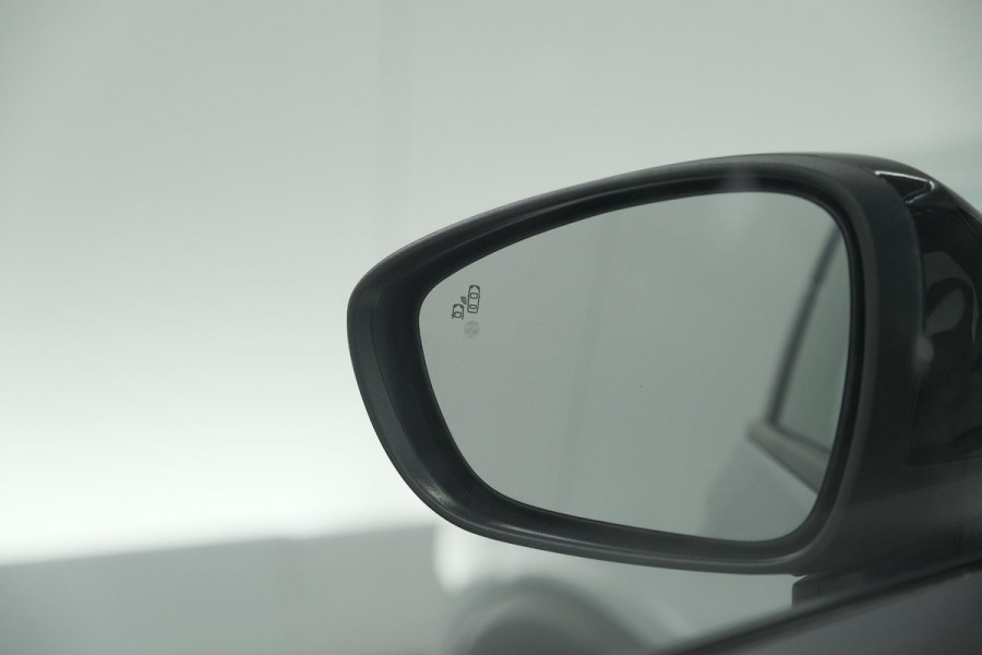 Opel Crossland X 130 Turbo Innovation | Camera | Dodehoekdetectie | Apple Carplay | Navigatie