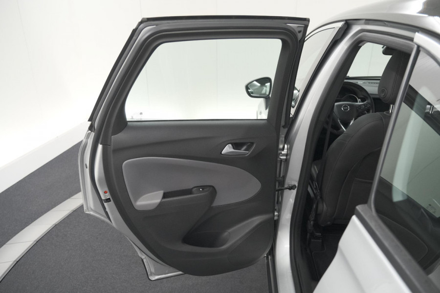 Opel Crossland X 130 Turbo Innovation | Camera | Dodehoekdetectie | Apple Carplay | Navigatie