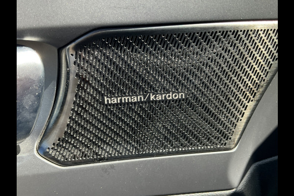 Volvo XC40 1.5 T4 Recharge R-Design Pano Leer H/K Camera Stoel/Stuurverw Led Carplay BOMVOL!