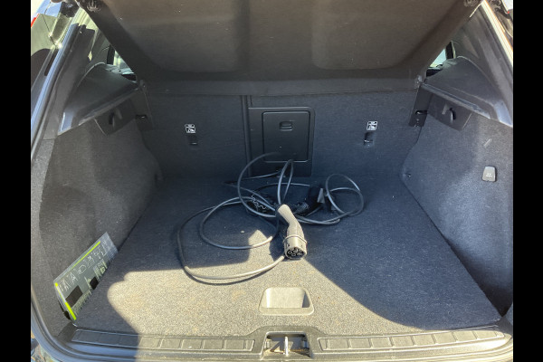 Volvo XC40 1.5 T4 Recharge R-Design Pano Leer H/K Camera Stoel/Stuurverw Led Carplay BOMVOL!