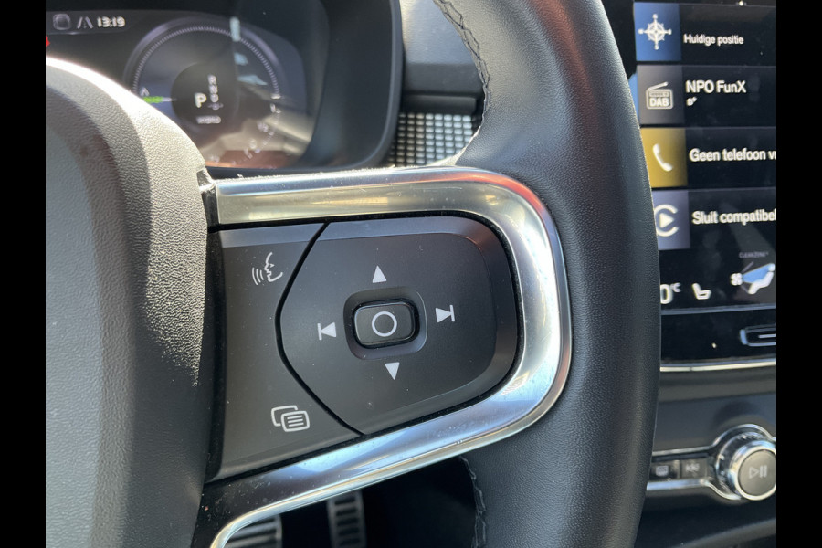 Volvo XC40 1.5 T4 Recharge R-Design Pano Leer H/K Camera Stoel/Stuurverw Led Carplay BOMVOL!