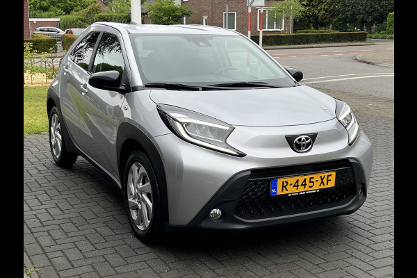 Toyota Aygo X 1.0 VVT-i First Automaat | Eerste eigenaar, Lichtmetalen velgen, Adaptive cruise control, Parkeercamera, Weinig KM!