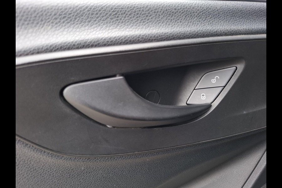 Mercedes-Benz Sprinter 311 2.2 CDI L2H2 AIRCO / CAMERA / 3 ZITS / DEALER ONDERHOUDEN / NAVI