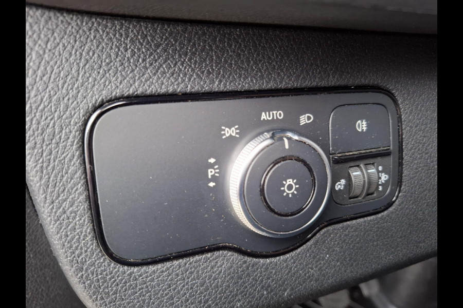 Mercedes-Benz Sprinter 311 2.2 CDI L2H2 AIRCO / CAMERA / 3 ZITS / DEALER ONDERHOUDEN / NAVI