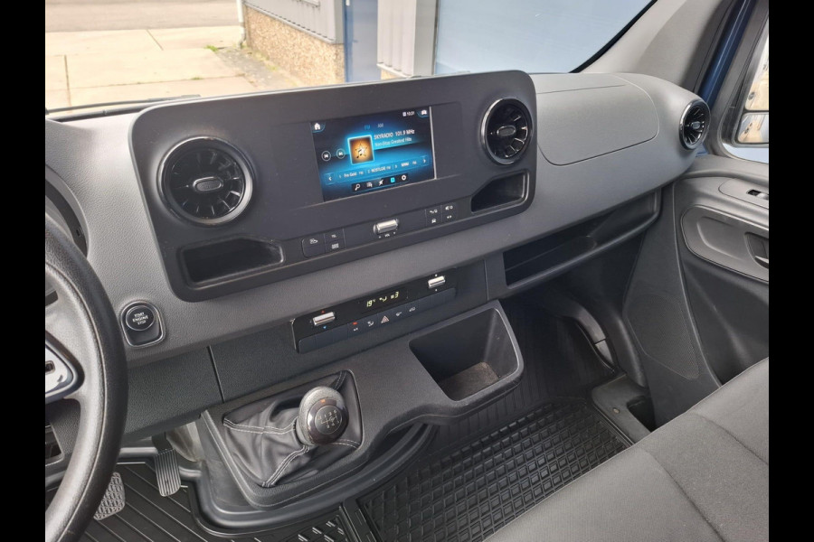 Mercedes-Benz Sprinter 311 2.2 CDI L2H2 AIRCO / CAMERA / 3 ZITS / DEALER ONDERHOUDEN / NAVI