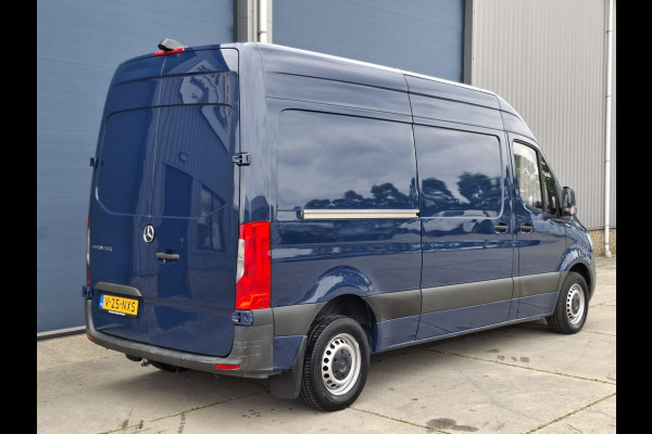 Mercedes-Benz Sprinter 311 2.2 CDI L2H2 AIRCO / CAMERA / 3 ZITS / DEALER ONDERHOUDEN / NAVI