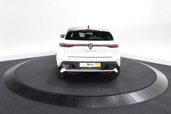 Renault Mégane E-Tech EV60 Optimum Charge Iconic | Adaptieve Cruise Control | Camera | Dodehoekdetectie | Massagefunctie