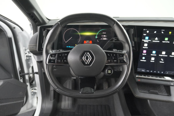 Renault Mégane E-Tech EV60 Optimum Charge Iconic | Adaptieve Cruise Control | Camera | Dodehoekdetectie | Massagefunctie