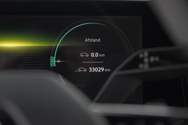 Renault Mégane E-Tech EV60 Optimum Charge Iconic | Adaptieve Cruise Control | Camera | Dodehoekdetectie | Massagefunctie