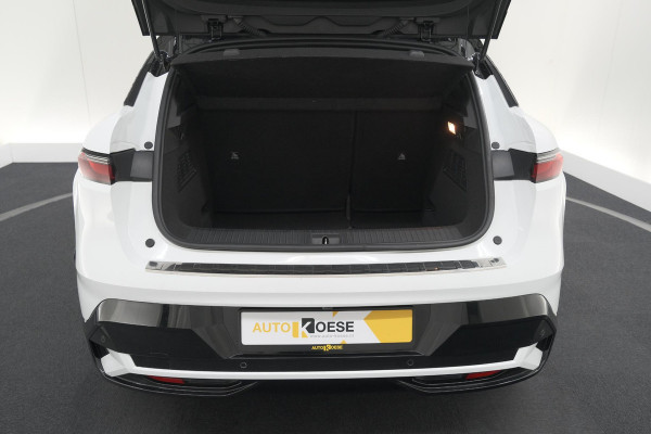 Renault Mégane E-Tech EV60 Optimum Charge Iconic | Adaptieve Cruise Control | Camera | Dodehoekdetectie | Massagefunctie