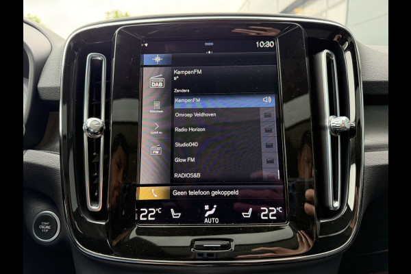 Volvo XC40 1.5 T4 Plug-in hybrid Ultimate Dark (Elektrisch Schuifdak - Trekhaak - Harman/Kardon - Leder incl verwarming/geheugen - Elektris