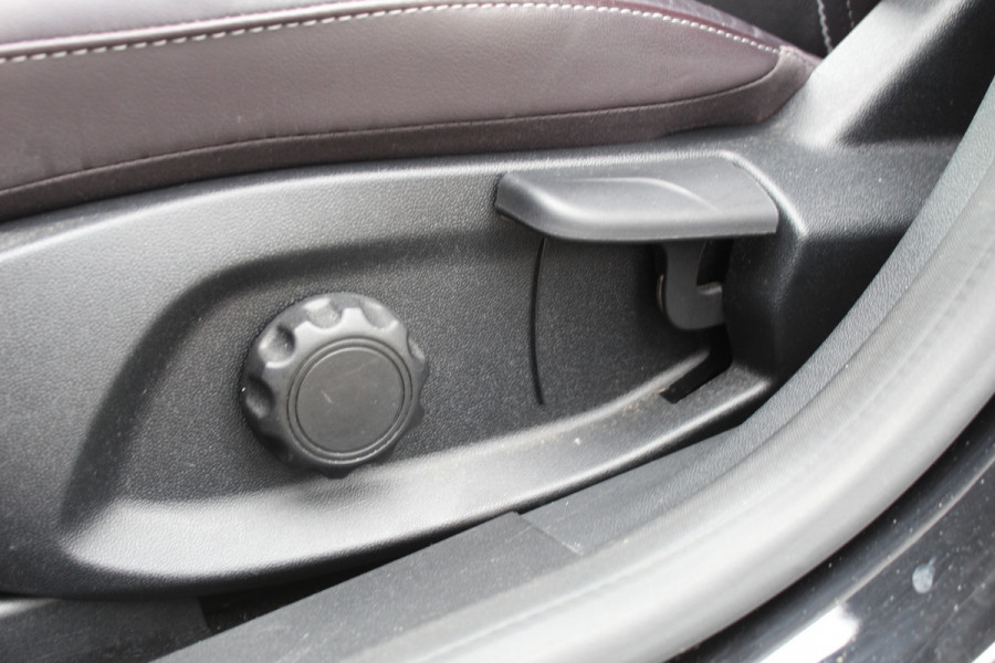 Ford Fiesta 1.0 EcoBoost 125PK Vignale | Panoramadak | Adaptieve cruise | BLIS | B&O | Camera |
