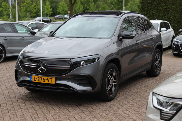 Mercedes-Benz EQA 250 Business Solution AMG 67 kWh / SoH 94,5% / Panoramadak / Camera / CarPlay / 18'' / Stoelverwarming / Dodehoek / DAB / Cruise Control