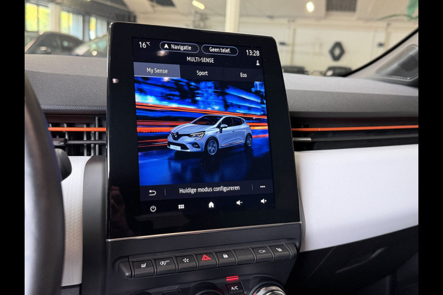 Renault Clio 1.0 TCe 90pk Automaat | Groot Navi | 360 | 17" | PDC V+A | Stoel & stuur verwarming | Keurig nette auto |