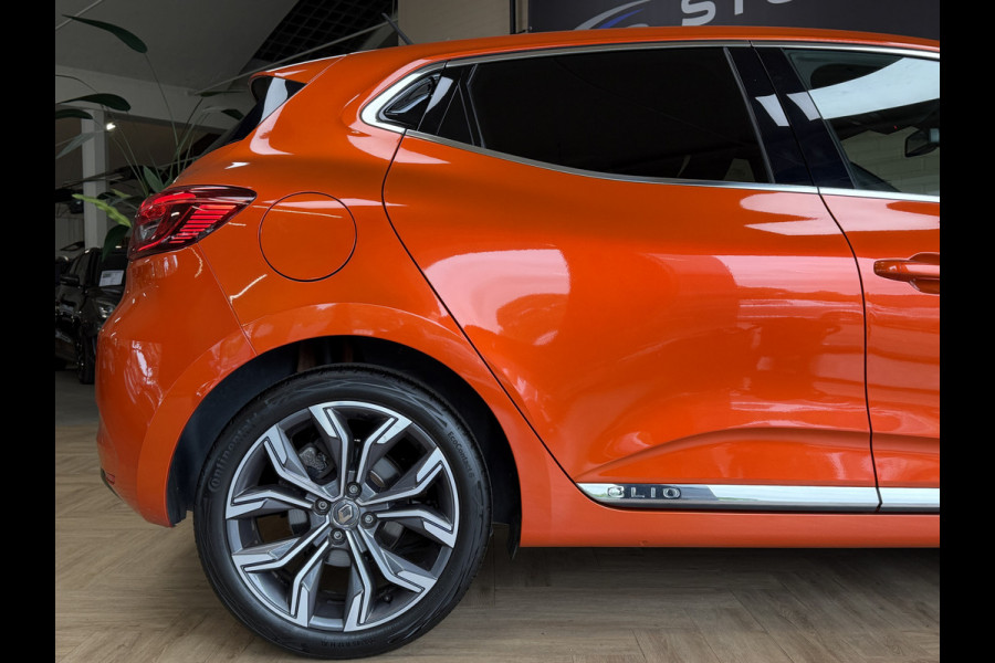 Renault Clio 1.0 TCe 90pk Automaat | Groot Navi | 360 | 17" | PDC V+A | Stoel & stuur verwarming | Keurig nette auto |