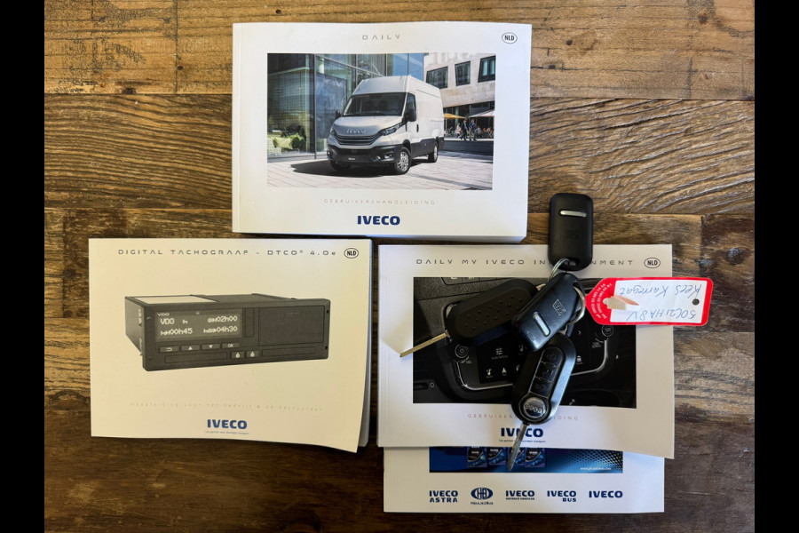 Iveco Daily L3H2 50C21 AUT. NAVI-CARPLAY-PDC-CAMERA-CRUISE-CLIMATE-TREKHAAK