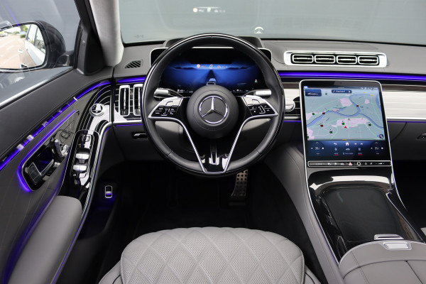Mercedes-Benz S-Klasse 580 e 4MATIC AMG Line | Achterasbesturing | Luchtvering | Distronic+ | Massage | Exclusief Nappa Leder | Stoelventilatie V+A | HUD | Parfumering | Soft-Close | 3D-Display | Digital Light |