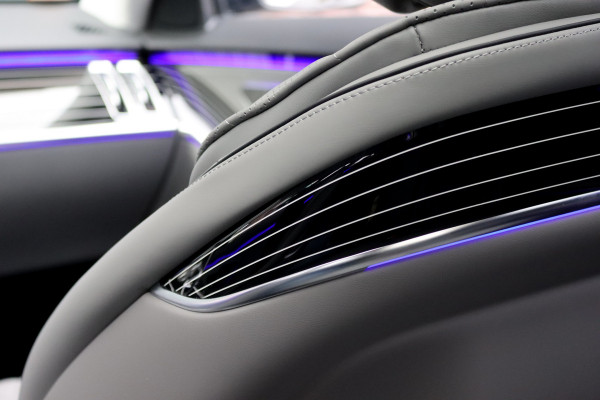 Mercedes-Benz S-Klasse 580 e 4MATIC AMG Line | Achterasbesturing | Luchtvering | Distronic+ | Massage | Exclusief Nappa Leder | Stoelventilatie V+A | HUD | Parfumering | Soft-Close | 3D-Display | Digital Light |