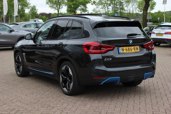 BMW iX3 High Executive 80 kWh / SoH 94,9% / Trekhaak / Panoramadak / 360Camera / Head-up / 20'' / Leder / Harman Kardon / Navigatie / Memory seats / Dodehoek / DAB / Stoelverwarming / Cruise Control Adaptief