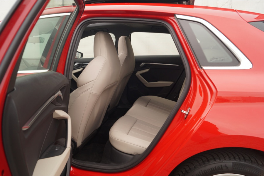 Audi A3 Sportback 40 TFSIe PHEV Business Edition -PANO-LEER-ECC-