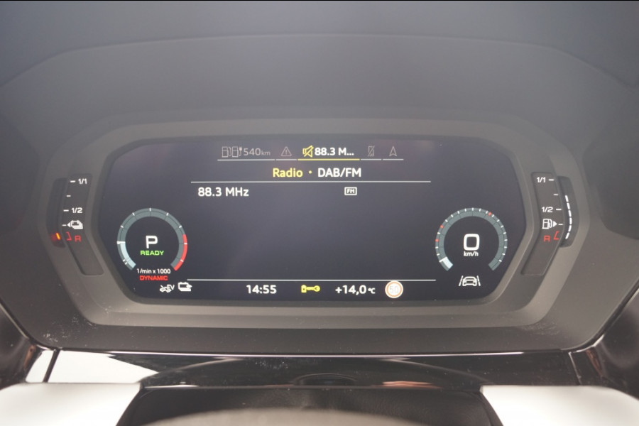 Audi A3 Sportback 40 TFSIe PHEV Business Edition -PANO-LEER-ECC-