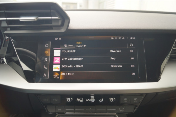 Audi A3 Sportback 40 TFSIe PHEV Business Edition -PANO-LEER-ECC-