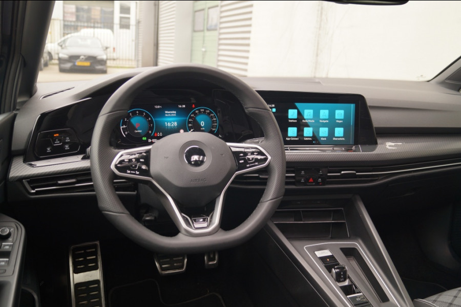 Volkswagen Golf 1.5 eTSI 150pk DSG R-Line -PANO-LED-ECC-CAM-