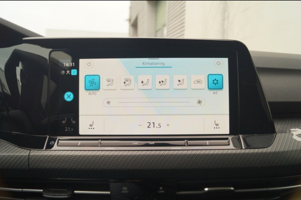 Volkswagen Golf 1.5 eTSI 150pk DSG R-Line -PANO-LED-ECC-CAM-