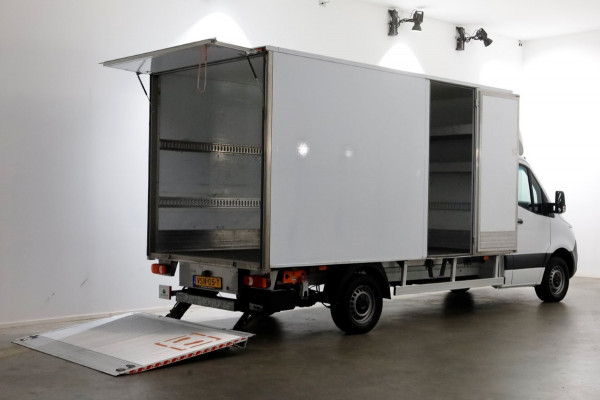 Mercedes-Benz Sprinter 315 CDI 150pk 9G Automaat Bakwagen met laadklep en zijdeur 1.000kg laden 11-2022