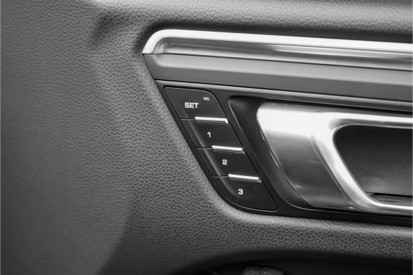 Porsche Macan 2.0 T Pano Luchtvering Bose 20"
