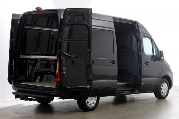Mercedes-Benz Sprinter 314 CDI 143pk RWD L2H2 Navi/Camera/Trekhaak 3500kg 02-2020