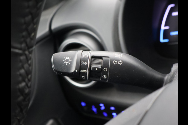 Hyundai Kona EV PREMIUM SKY 64 kWh 100% SOH *CERAMIC BLUE* + SCHUIFDAK | STOELVERW. V+A | STOELVENTILATIE | KRELL