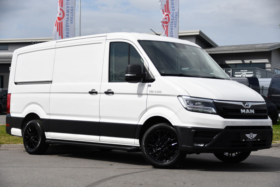 MAN TGE 35 2.0 L3H2 PB Edition Camera, Cruise, Carplay, LED, 177pk, Clima, Trekhaak, Stuurverwarming, Automaat, NAVI, Sensoren, Multimedia, Uniek!