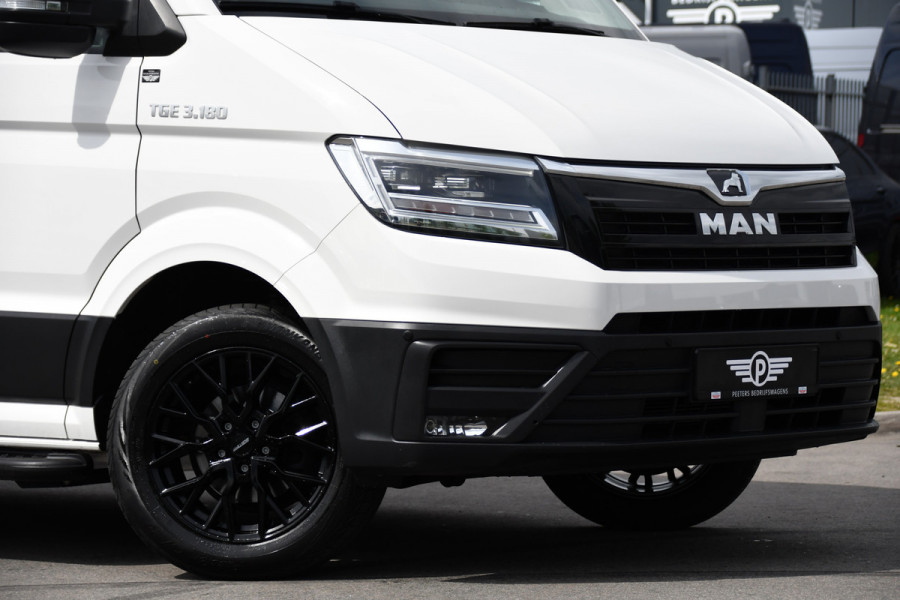 MAN TGE 35 2.0 L3H2 PB Edition Camera, Cruise, Carplay, LED, 177pk, Clima, Trekhaak, Stuurverwarming, Automaat, NAVI, Sensoren, Multimedia, Uniek!
