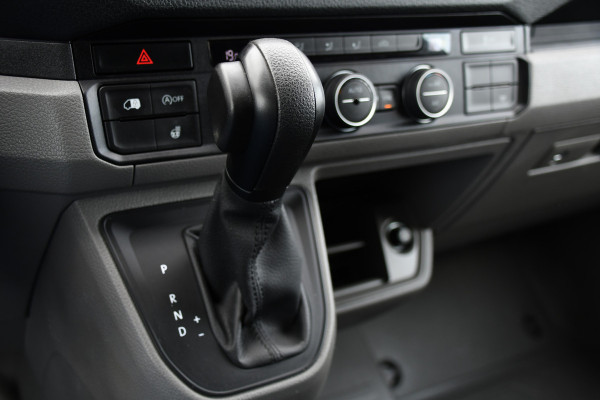 MAN TGE 35 2.0 L3H2 PB Edition Camera, Cruise, Carplay, LED, 177pk, Clima, Trekhaak, Stuurverwarming, Automaat, NAVI, Sensoren, Multimedia, Uniek!